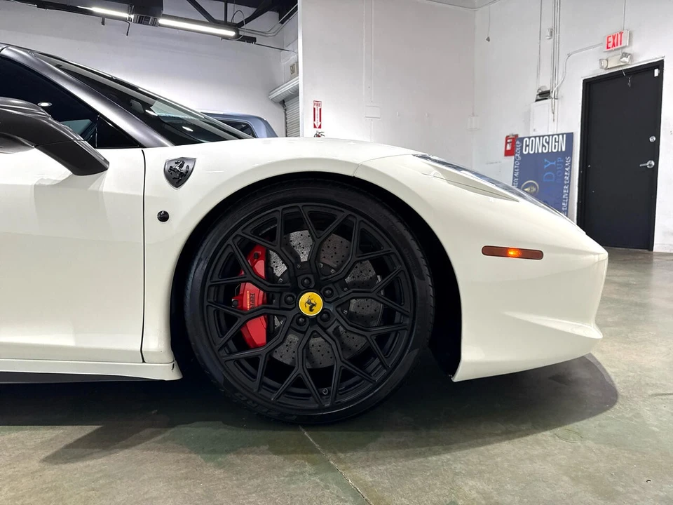 2015 Ferrari 458 Spider - Image 11 of 21