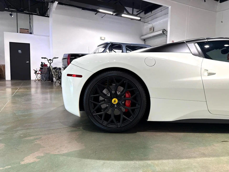 2015 Ferrari 458 Spider - Image 9 of 21