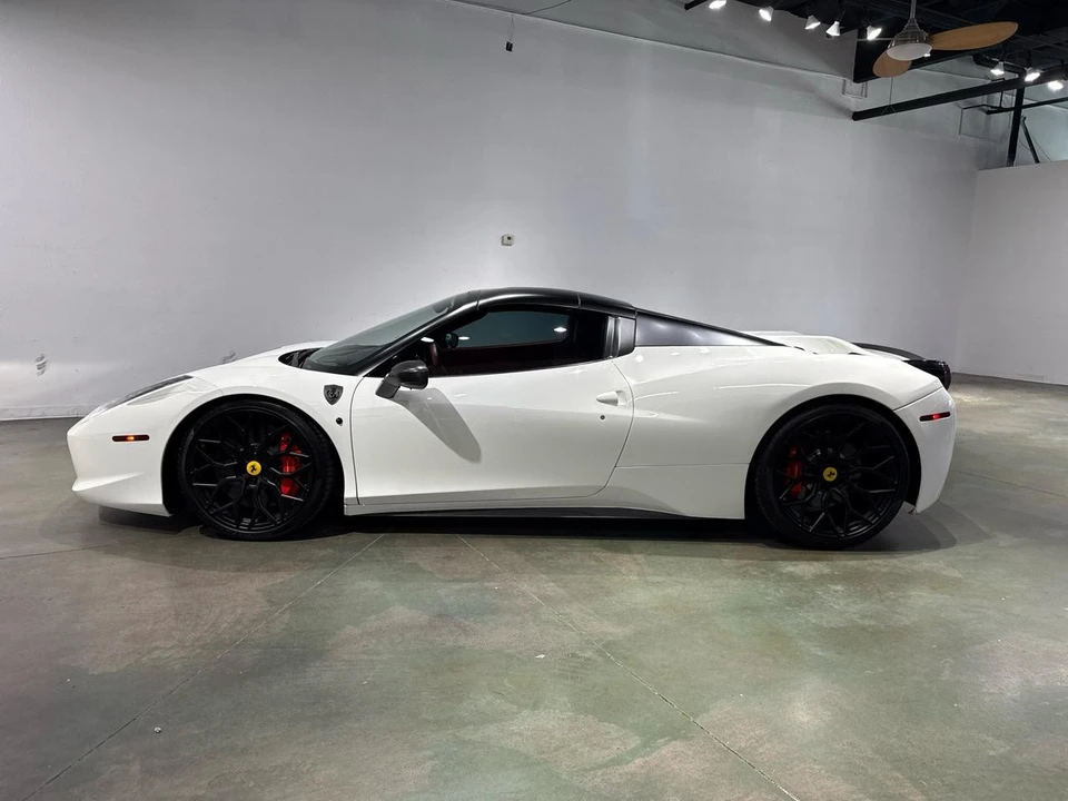 2015 Ferrari 458 Spider - Image 5 of 31