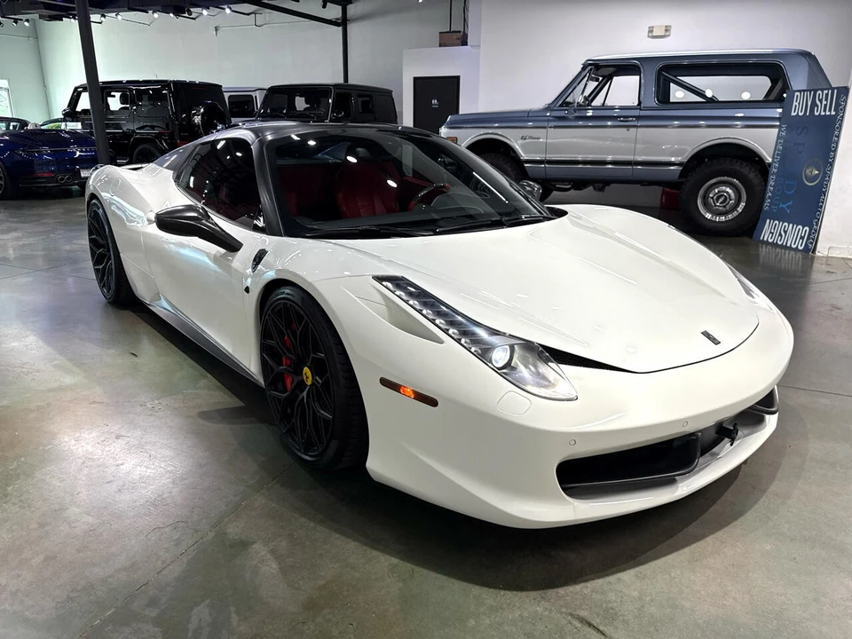 2015 Ferrari 458 Spider - Image 12 of 21