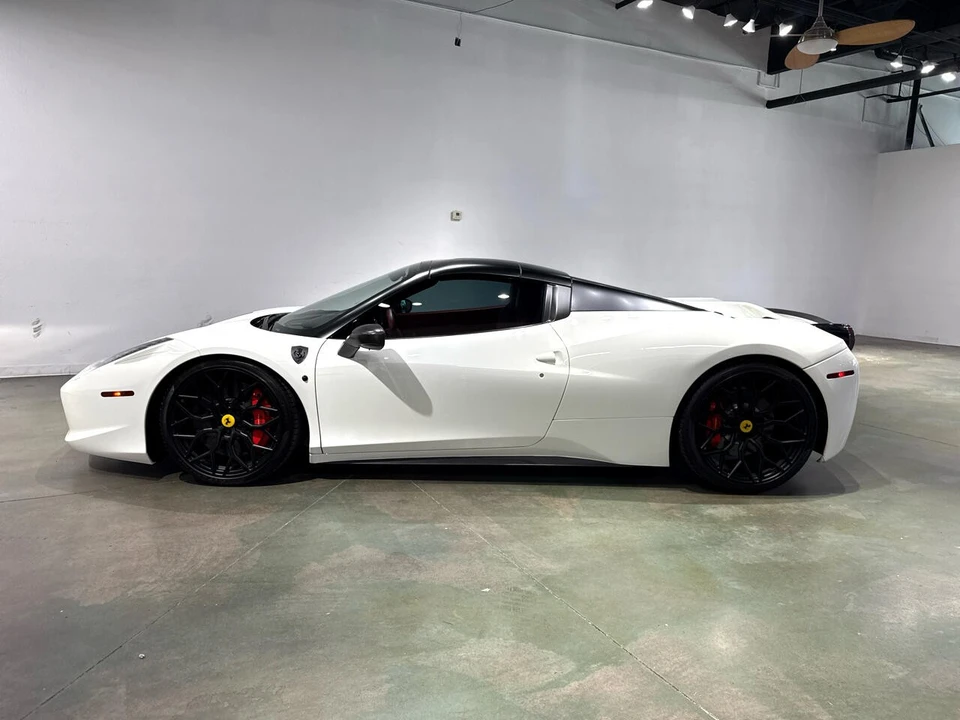 2015 Ferrari 458 Spider - Image 4 of 21