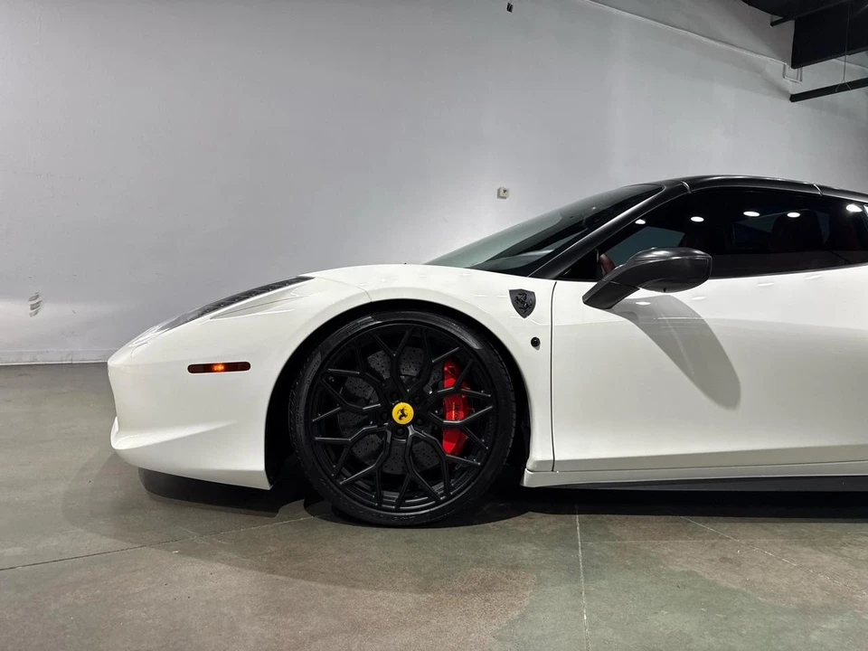 2015 Ferrari 458 Spider - Image 4 of 31