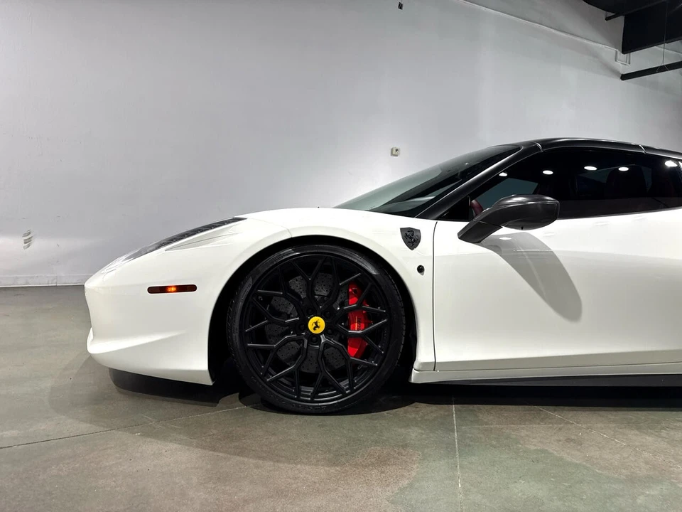 2015 Ferrari 458 Spider - Image 3 of 21