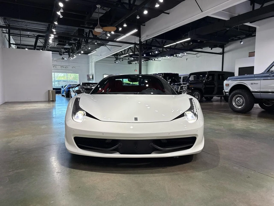 2015 Ferrari 458 Spider - Image 15 of 31