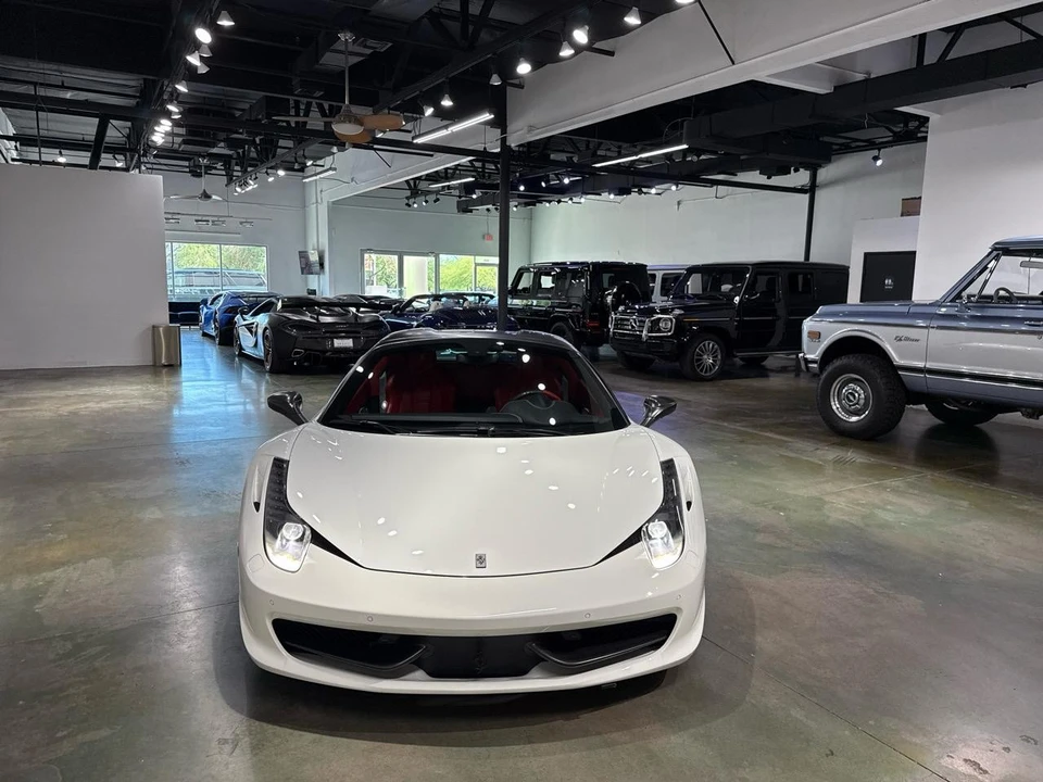 2015 Ferrari 458 Spider - Image 16 of 31