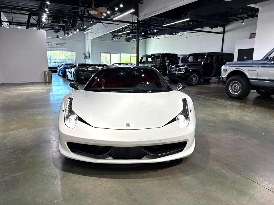 2015 Ferrari 458 Spider - Image 13 of 21