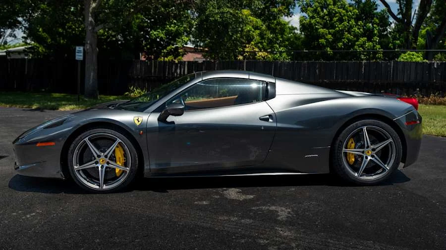 2015 Ferrari 458 Spider - Image 8 of 27
