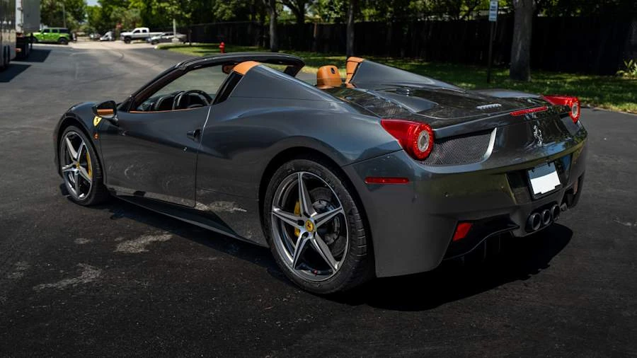 2015 Ferrari 458 Spider - Image 11 of 27