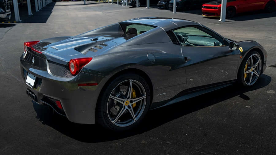 2015 Ferrari 458 Spider - Image 3 of 27