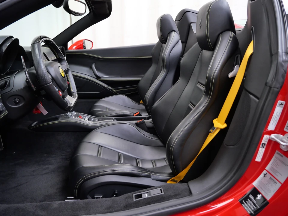 2015 Ferrari 458 Spider - Image 18 of 31