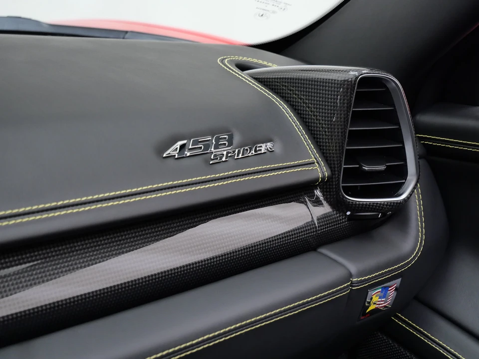 2015 Ferrari 458 Spider - Image 24 of 31
