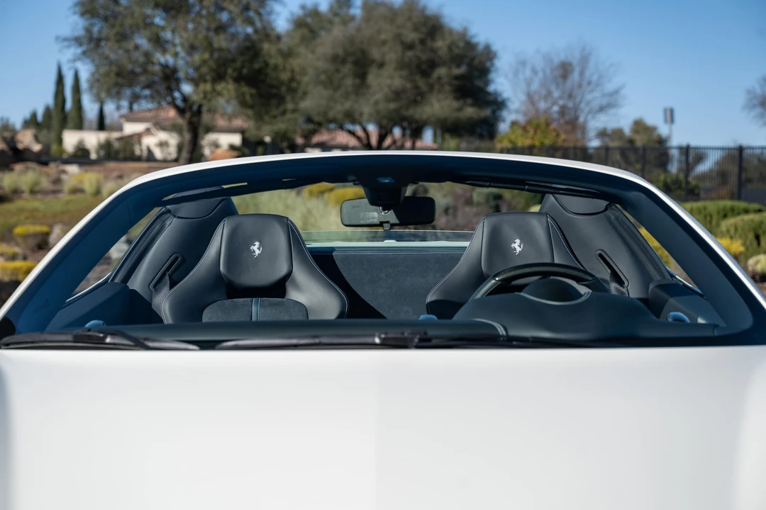 2015 Ferrari 458 Spider - Image 23 of 31