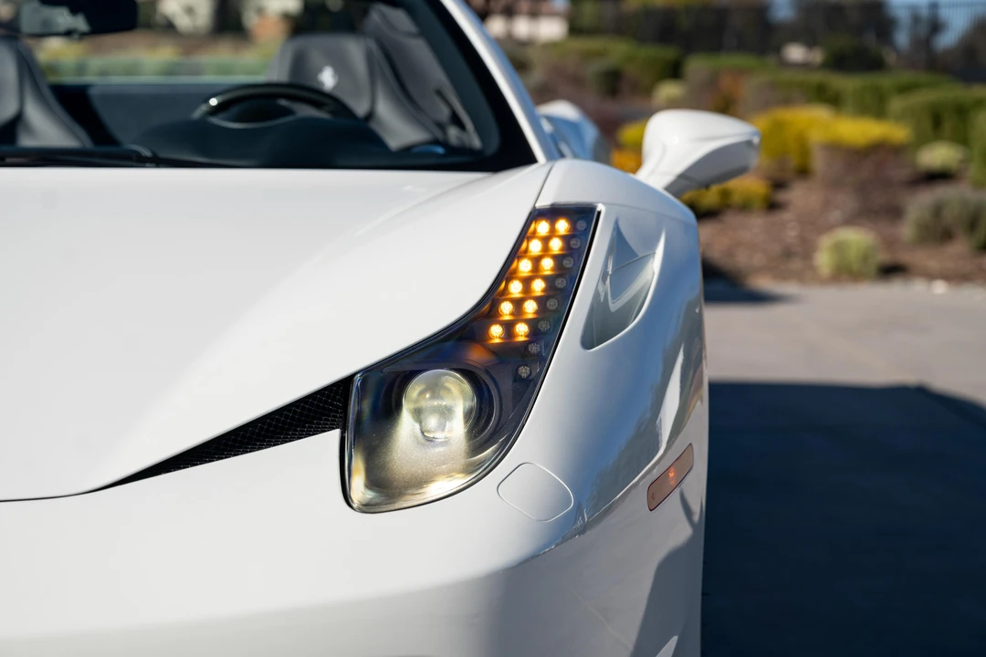 2015 Ferrari 458 Spider - Image 25 of 31