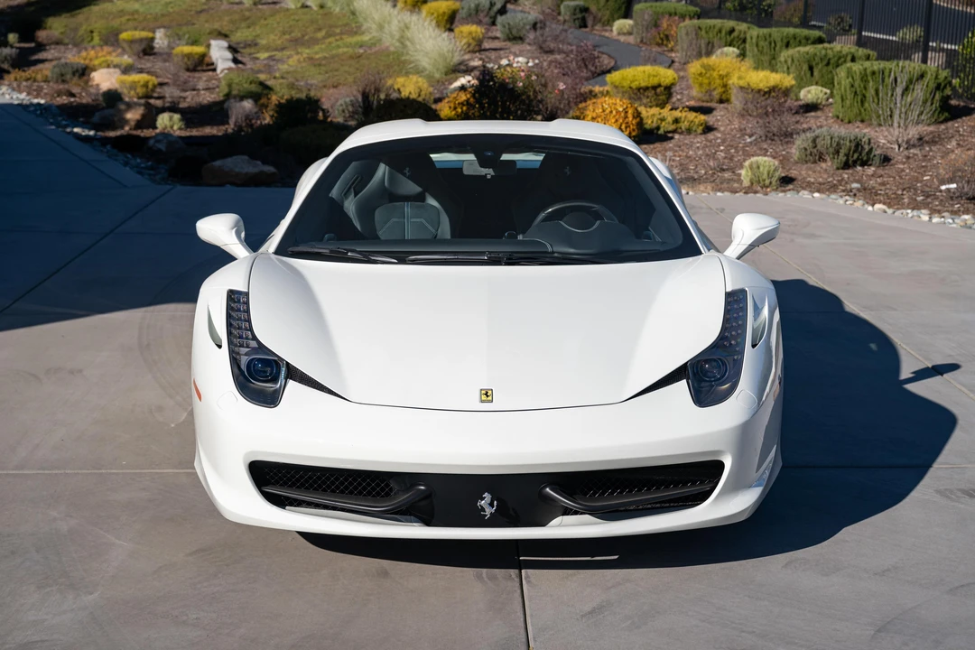2015 Ferrari 458 Spider - Image 11 of 31