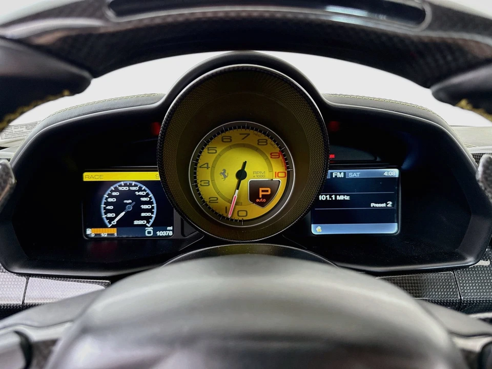 2015 Ferrari 458 Spider - Image 11 of 27