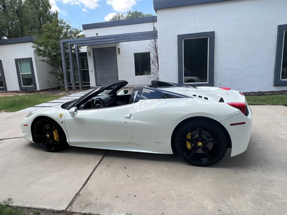 2015 Ferrari 458 Spider - Image 6 of 31