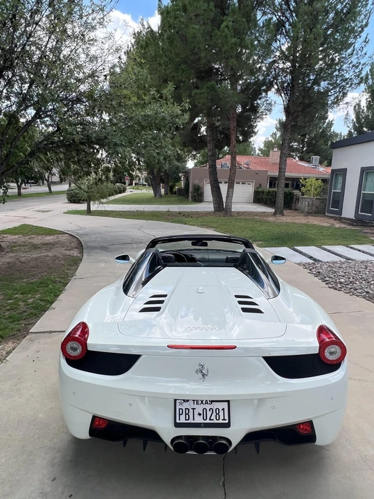 2015 Ferrari 458 Spider - Image 8 of 31