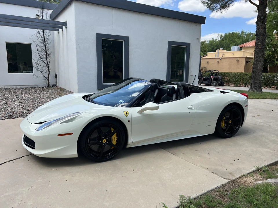 2015 Ferrari 458 Spider - Image 3 of 31
