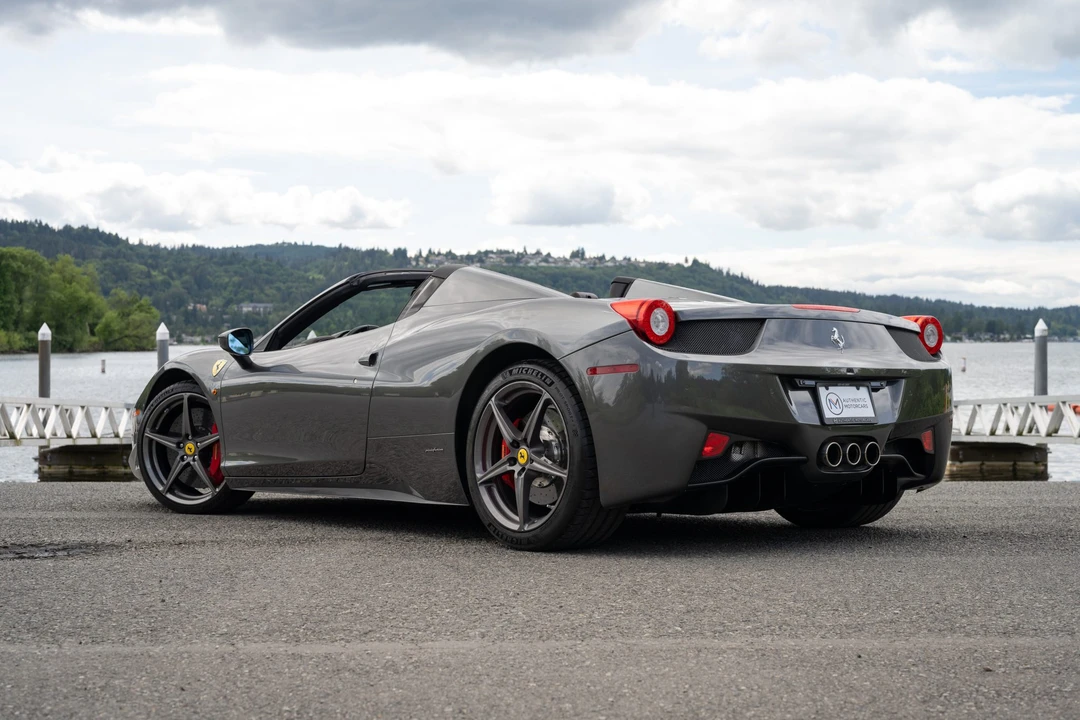 2015 Ferrari 458 Spider - Image 18 of 31