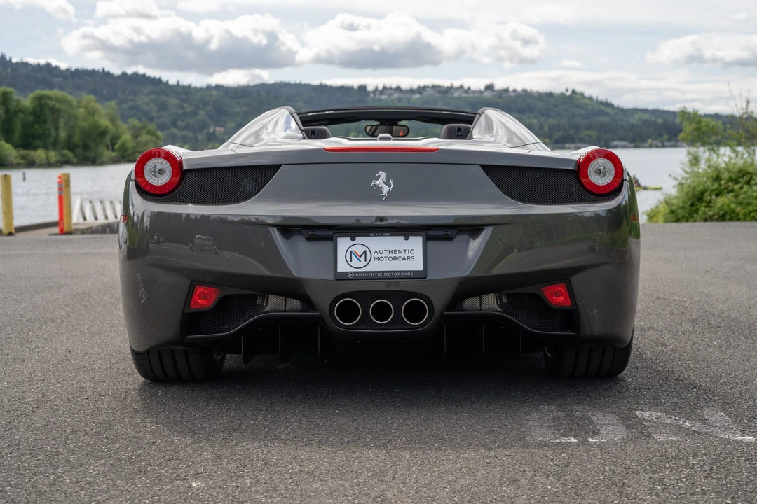 2015 Ferrari 458 Spider - Image 15 of 31