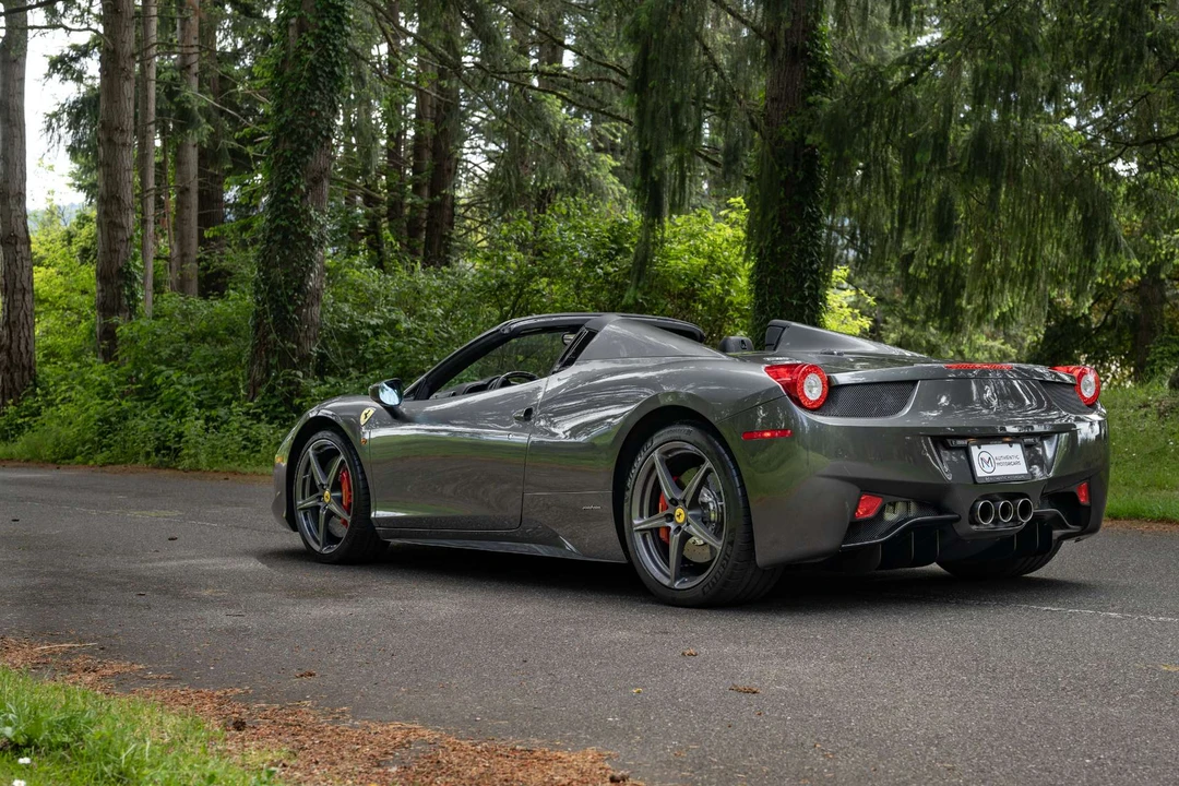 2015 Ferrari 458 Spider - Image 17 of 31