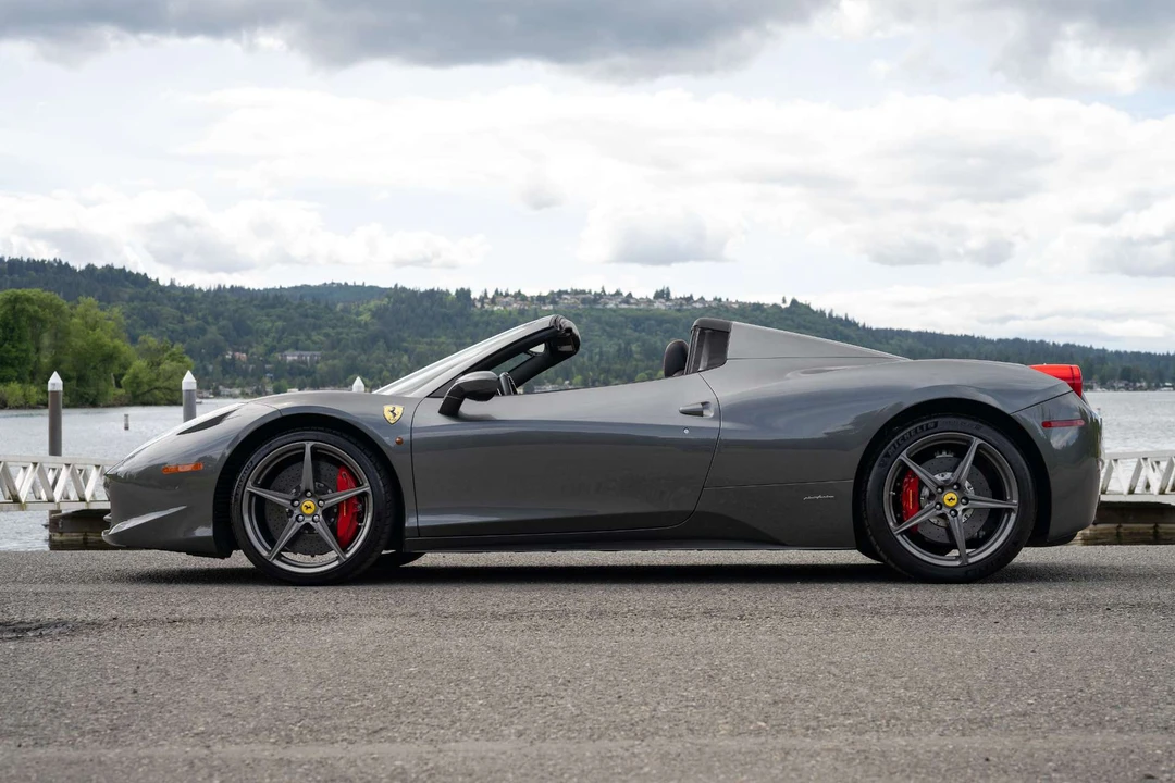 2015 Ferrari 458 Spider - Image 19 of 31