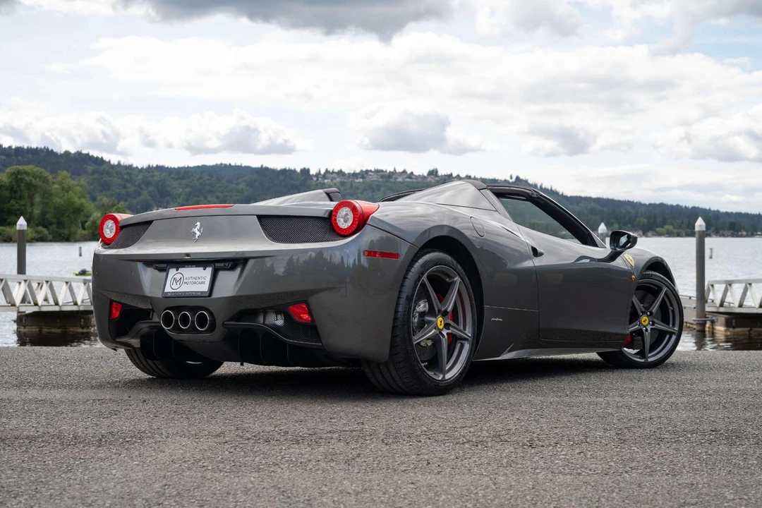 2015 Ferrari 458 Spider - Image 12 of 31
