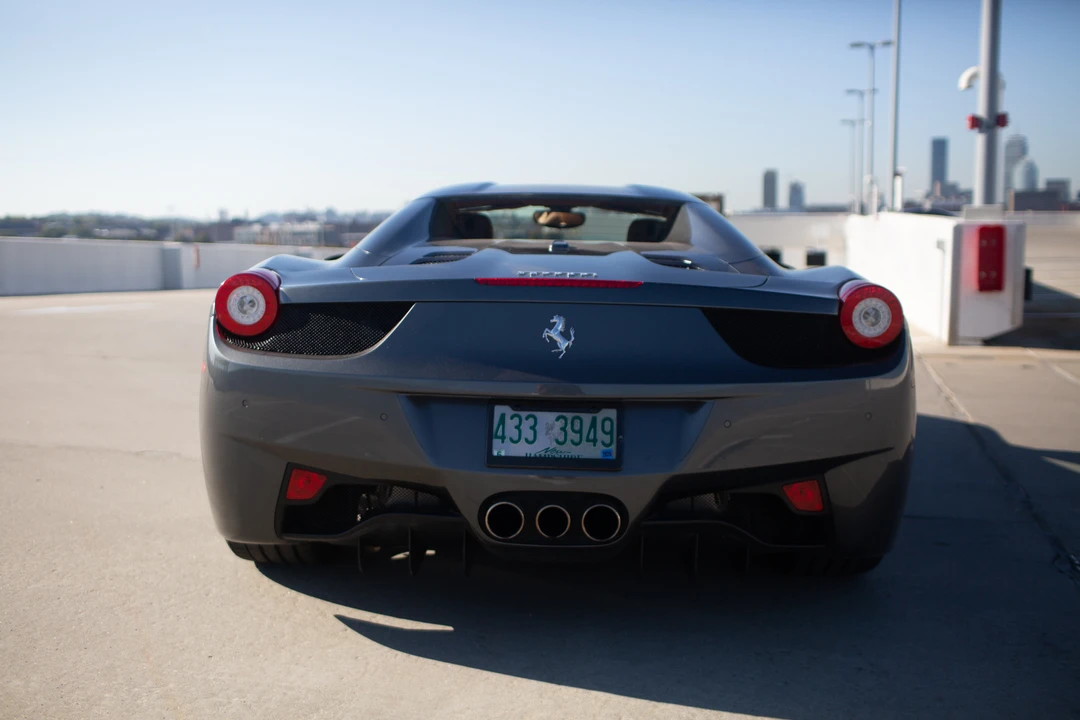 2015 Ferrari 458 Spider - Image 28 of 31