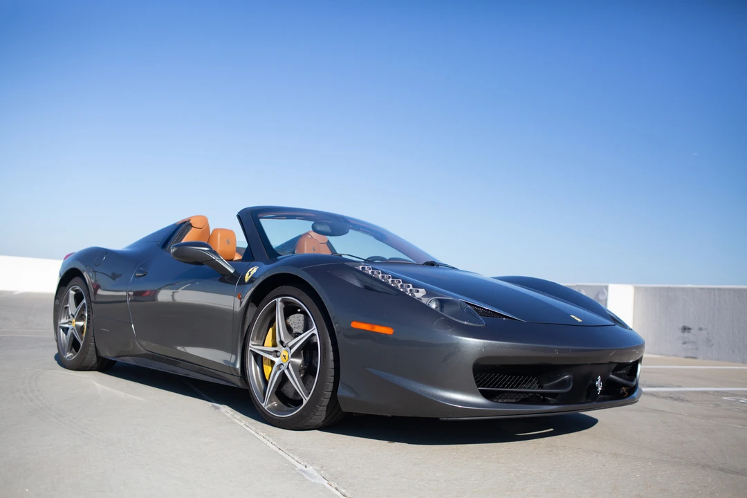 2015 Ferrari 458 Spider - Image 17 of 31