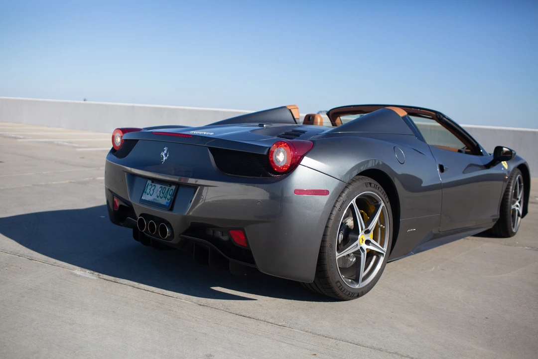 2015 Ferrari 458 Spider - Image 12 of 31