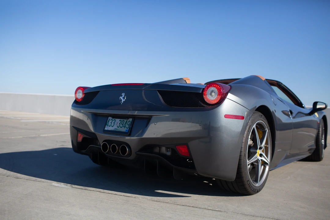 2015 Ferrari 458 Spider - Image 9 of 31