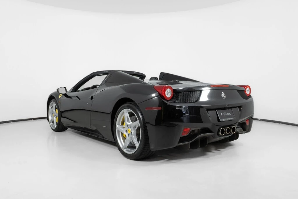 2015 Ferrari 458 Spider - Image 7 of 31