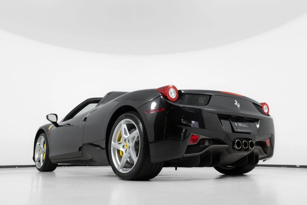 2015 Ferrari 458 Spider - Image 14 of 31