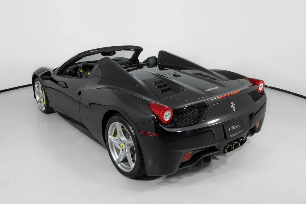 2015 Ferrari 458 Spider - Image 16 of 31