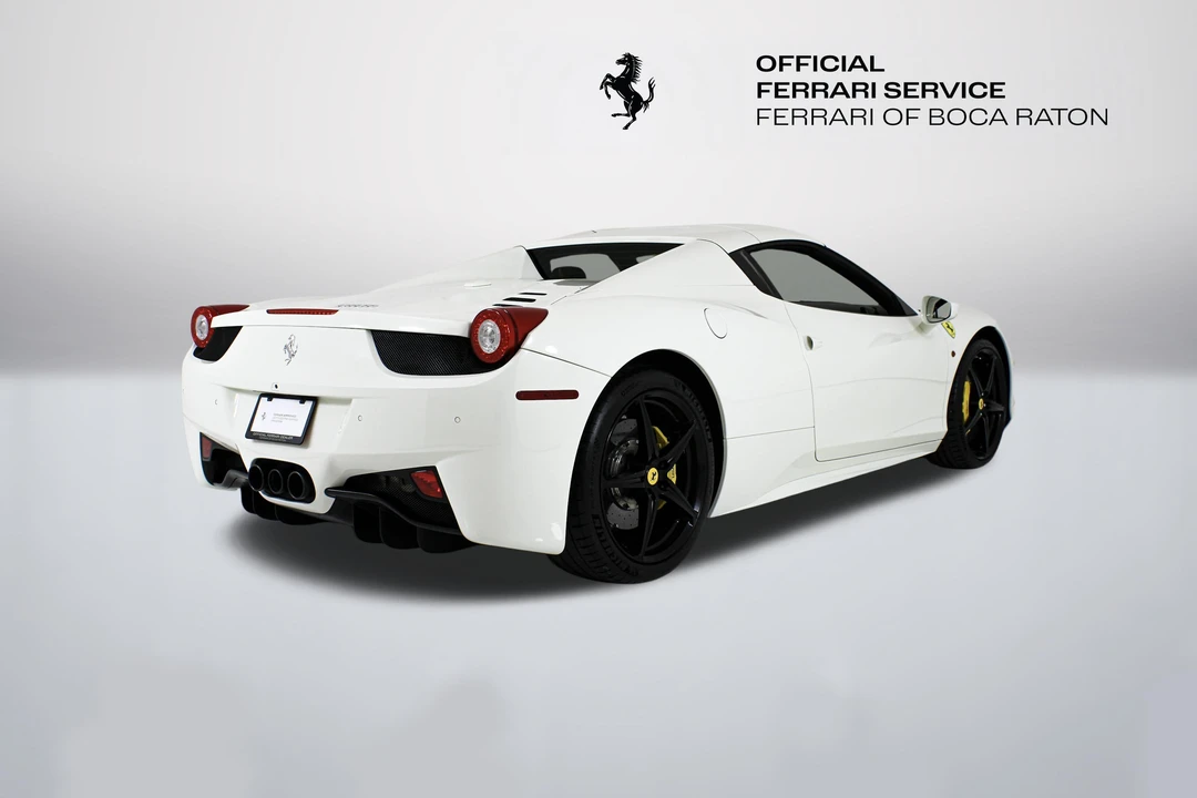 2015 Ferrari 458 Spider - Image 11 of 31