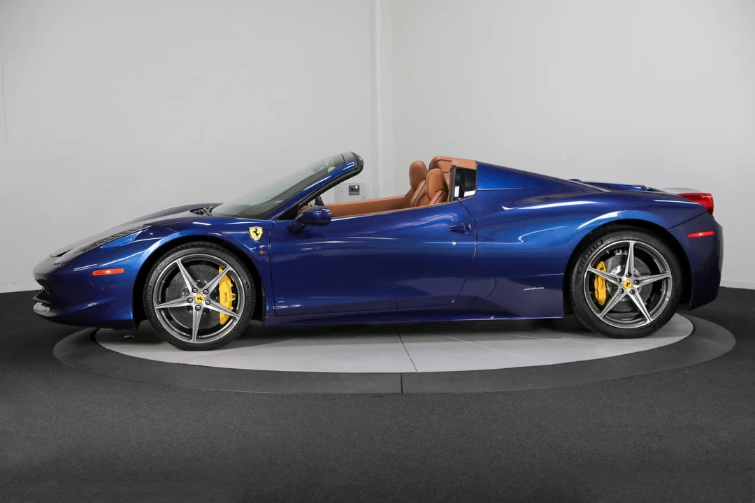 2015 Ferrari 458 Spider - Image 5 of 31