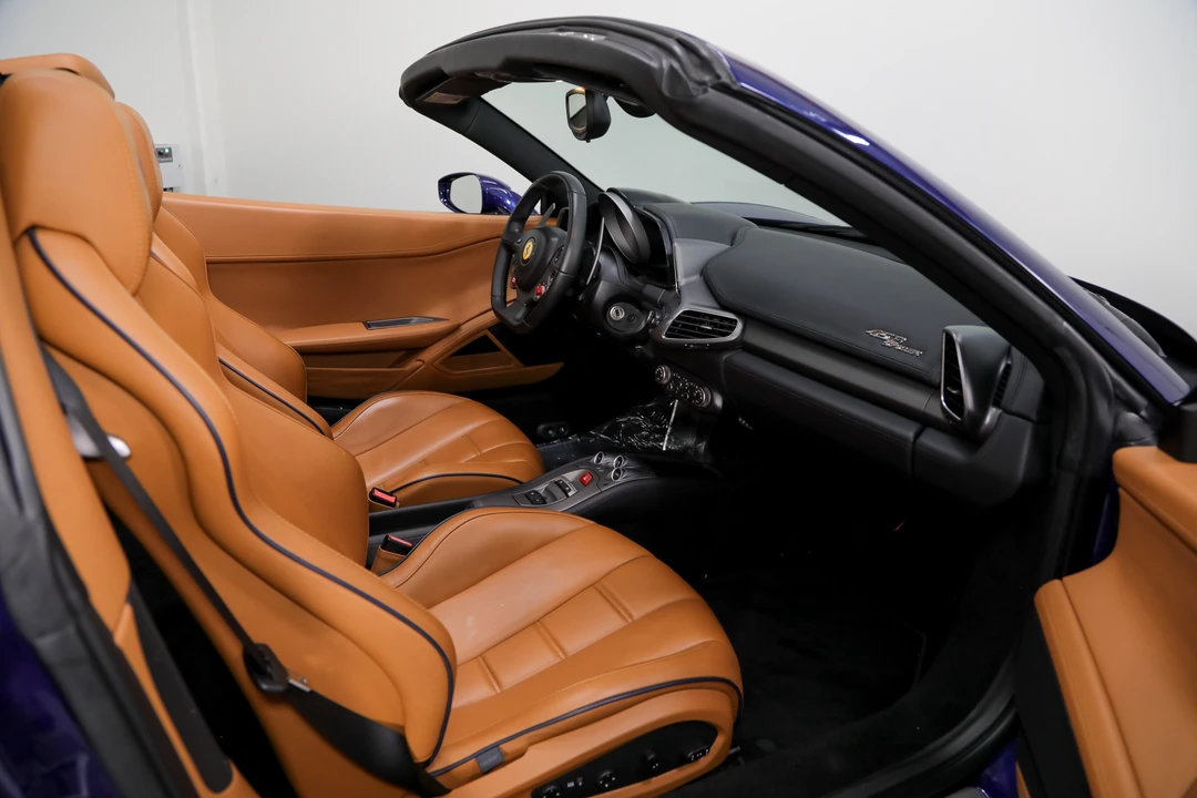 2015 Ferrari 458 Spider - Image 2 of 31
