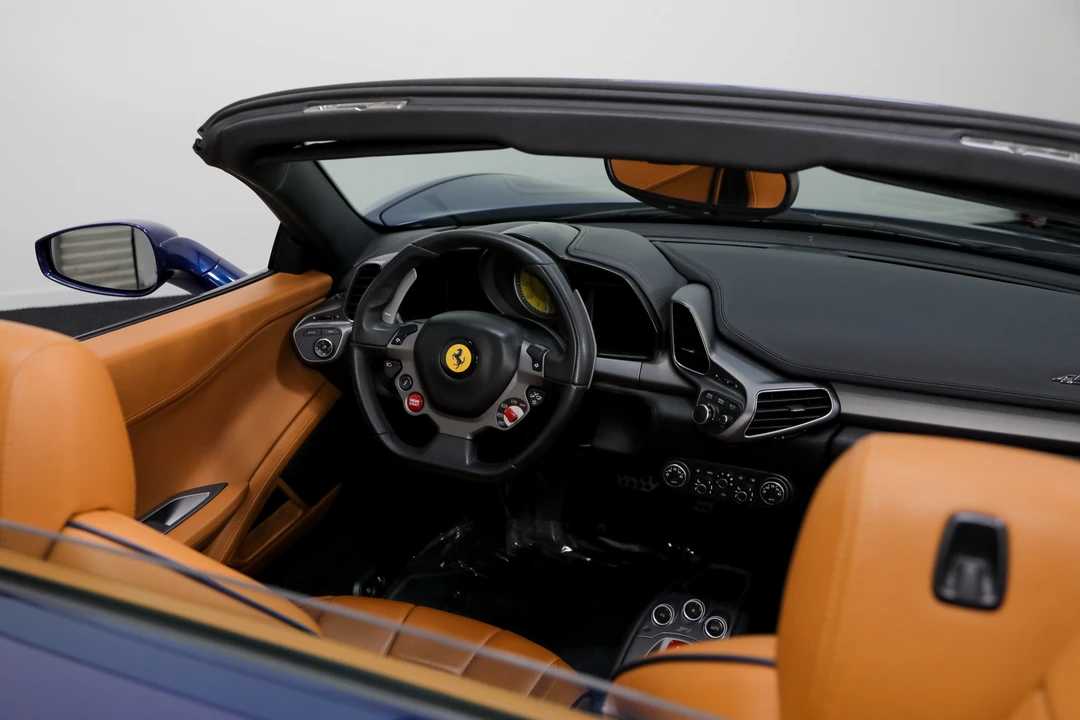 2015 Ferrari 458 Spider - Image 10 of 31