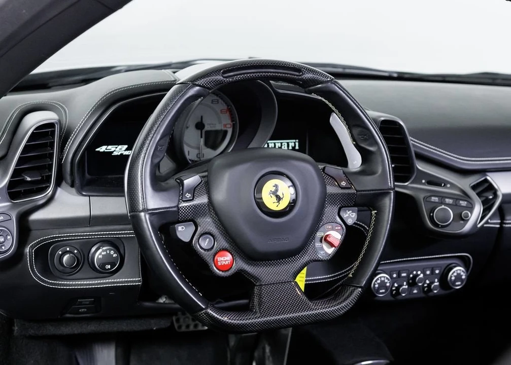 2015 Ferrari 458 Spider - Image 20 of 31