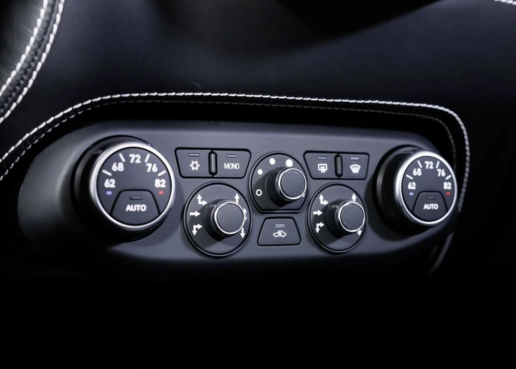 2015 Ferrari 458 Spider - Image 30 of 31