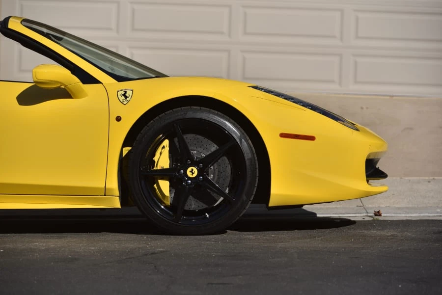 2015 Ferrari 458 Spider - Image 14 of 31