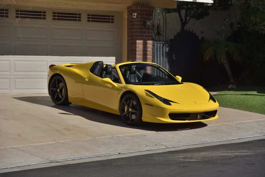 2015 Ferrari 458 Spider - Image 17 of 31
