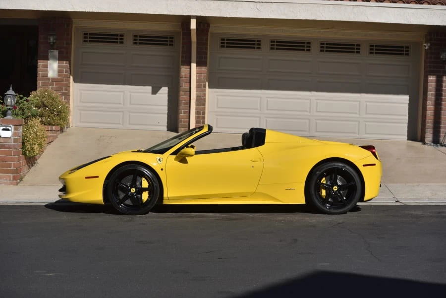2015 Ferrari 458 Spider - Image 2 of 31