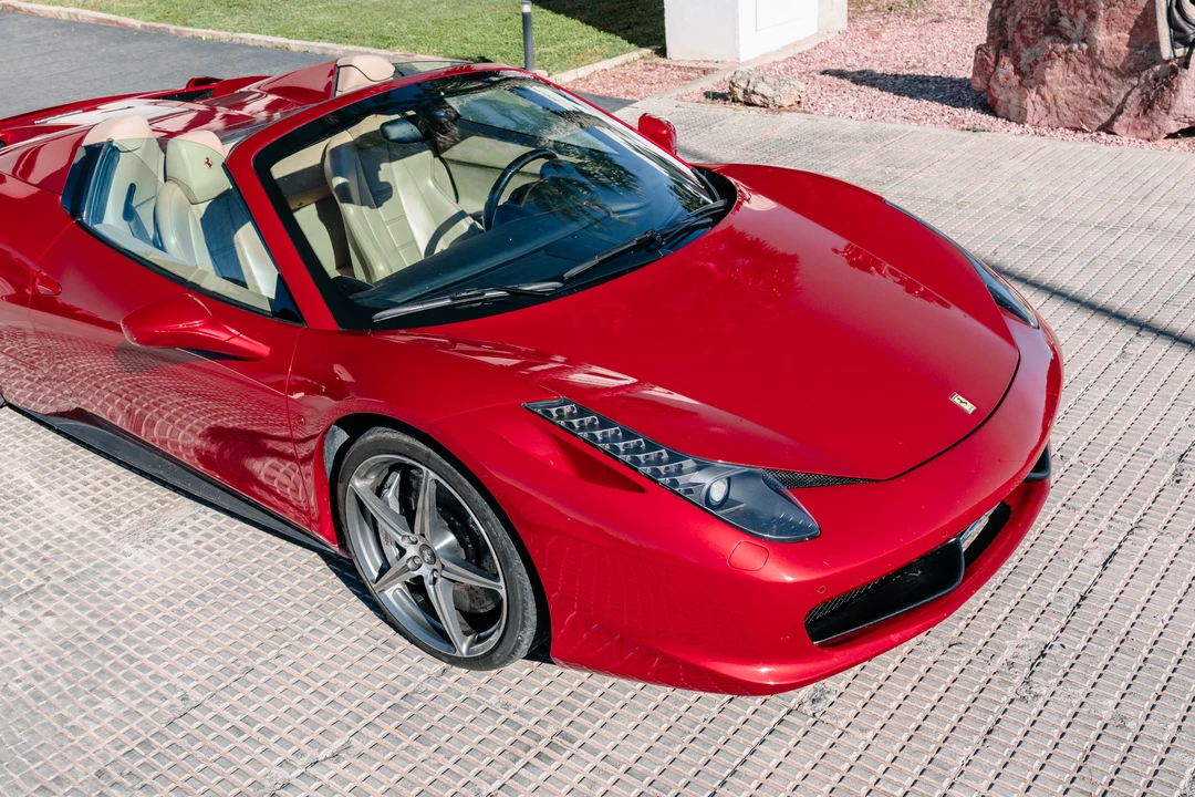 2015 Ferrari 458 Spider - Image 14 of 31