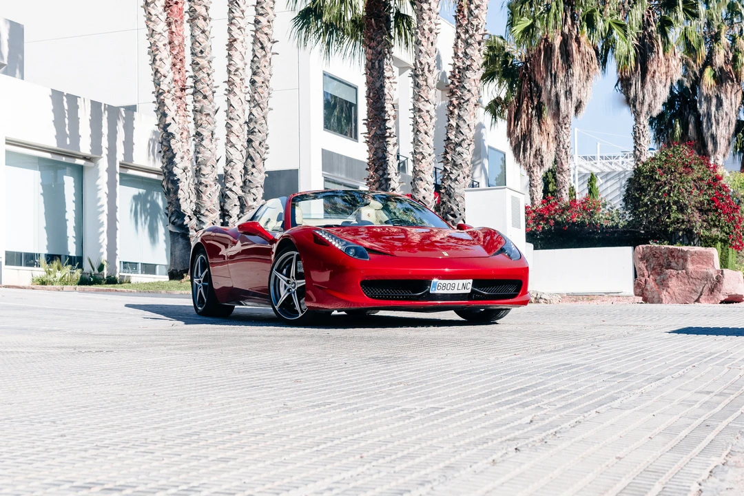 2015 Ferrari 458 Spider - Image 4 of 31