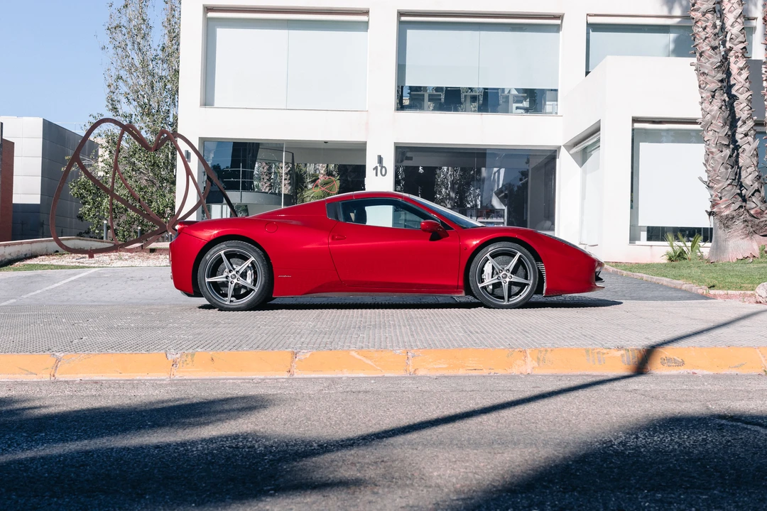 2015 Ferrari 458 Spider - Image 5 of 31
