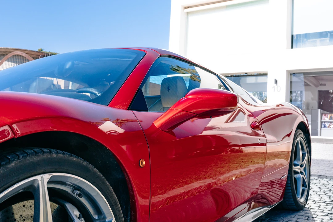 2015 Ferrari 458 Spider - Image 23 of 31