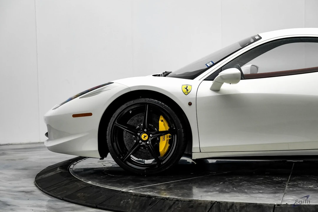 2015 Ferrari 458 Italia - Image 7 of 12
