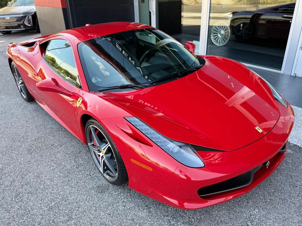 2015 Ferrari 458 - Image 3 of 31