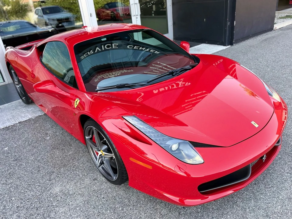 2015 Ferrari 458 - Image 11 of 31